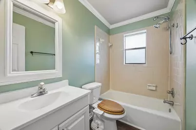 511 Debbie Lane, Alvin, TX 77511 - Photo 7