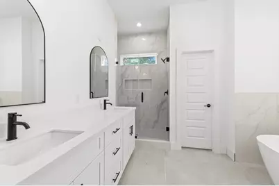 5903 Doolittle Blvd, Houston, TX 77033 - Photo 27