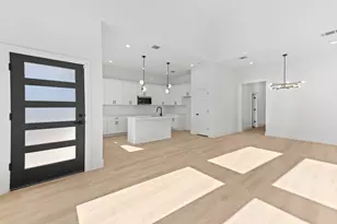 5903 Doolittle Blvd, Houston, TX 77033 - Photo 11