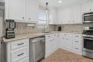 1111 Timbergrove Ln, Houston, TX 77008 - Photo 11