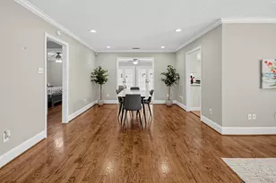 1111 Timbergrove Ln, Houston, TX 77008 - Photo 5