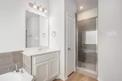 411 Wellshire Drive, West Columbia, TX 77486 - Photo 17