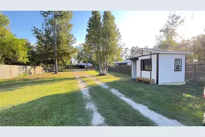 102 County Road 3479J, Cleveland, TX 77327 - Photo 9