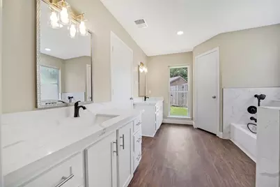 2303 Willow Lake Drive, Houston, TX 77077 - Photo 9