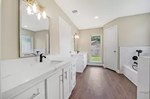 2303 Willow Lake Dr, Houston, TX 77077 - Photo 9