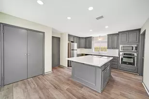 2303 Willow Lake Dr, Houston, TX 77077 - Photo 5