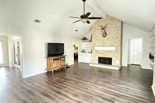 1815 Ash Forest Dr, Katy, TX 77450 - Photo 9