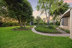 1309 Centennial Dr, Houston, TX 77055 - Photo 25