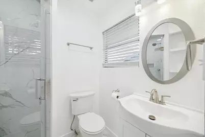 1309 Centennial Drive, Houston, TX 77055 - Photo 17