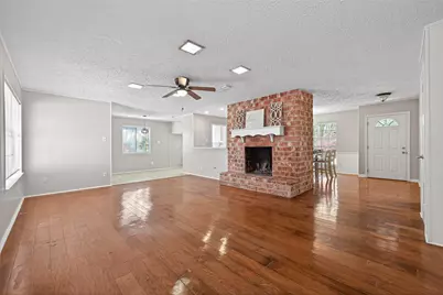 3242 Three Pines Drive, Houston, TX 77339 - Photo 15