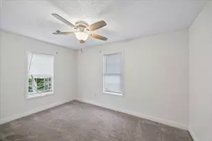 8525 Dosia St, Houston, TX 77051 - Photo 9