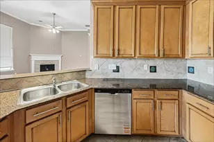 2012 Haven Springs Ln, Richmond, TX 77469 - Photo 3