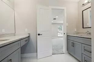 5831 Fair Forest Dr, Houston, TX 77088 - Photo 17