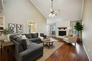 13882 Hollowgreen Dr, Houston, TX 77082 - Photo 5