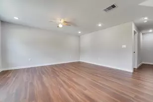 6716 Haight St, Houston, TX 77028 - Photo 7