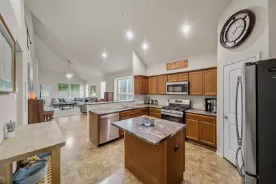 9978 Sterling Place Drive, Conroe, TX 77303 - Photo 5
