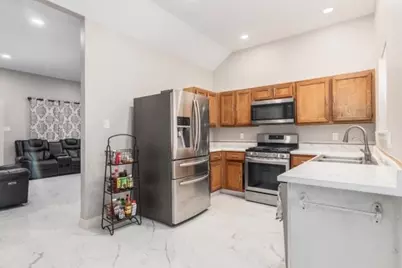 4310 Field Meadow Drive, Katy, TX 77449 - Photo 7