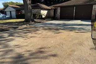 1402 New Orleans St, Deer Park, TX 77536 - Photo 37