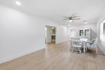 11565 Greenway Drive, Beaumont, TX 77705 - Photo 9