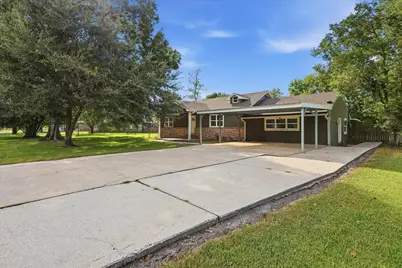 11565 Greenway Drive, Beaumont, TX 77705 - Photo 5