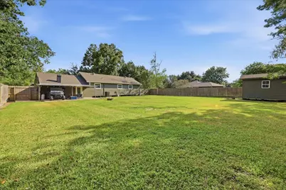 11565 Greenway Drive, Beaumont, TX 77705 - Photo 35