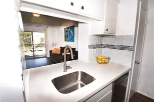 3300 Pebblebrook Dr, Seabrook, TX 77586 - Photo 9