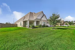 12235 Seagrape Ln, Conroe, TX 77304 - Photo 3