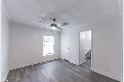 110 Varsity Circle, Huntsville, TX 77340 - Photo 13