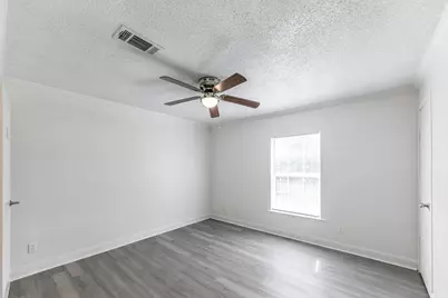 110 Varsity Circle, Huntsville, TX 77340 - Photo 9