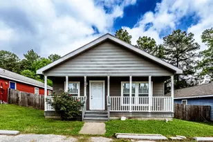 110 Varsity Circle, Huntsville, TX 77340 - Photo 1