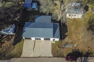 10864 Pecan St, Willis, TX 77318 - Photo 7