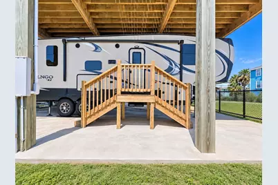 953 Meynig Drive, Crystal Beach, TX 77650 - Photo 9