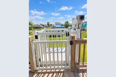 953 Meynig Drive, Crystal Beach, TX 77650 - Photo 21
