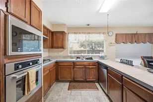 16103 Vista Del Mar Dr, Houston, TX 77083 - Photo 11