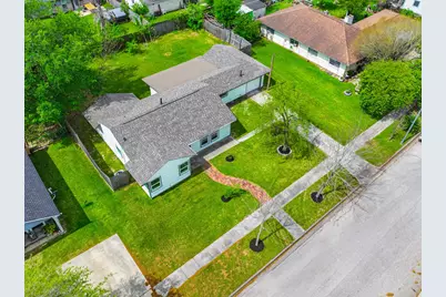 1905 Tennessee Street, Baytown, TX 77520 - Photo 41