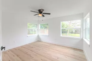 1905 Tennessee St, Baytown, TX 77520 - Photo 27