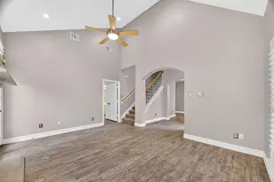 1408 S Friendswood Dr, Friendswood, TX 77546 - Photo 7