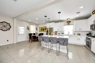 10803 Shannon Mills Ln, Houston, TX 77075 - Photo 11