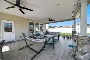10803 Shannon Mills Ln, Houston, TX 77075 - Photo 9
