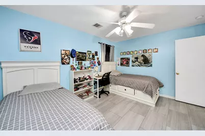 10803 Shannon Mills Lane, Houston, TX 77075 - Photo 31
