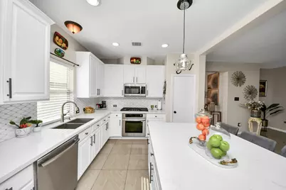 10803 Shannon Mills Lane, Houston, TX 77075 - Photo 13