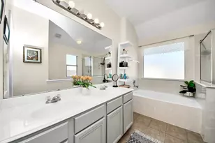 10803 Shannon Mills Ln, Houston, TX 77075 - Photo 25
