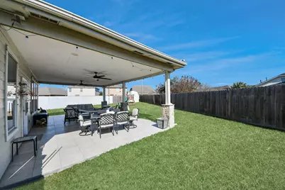 10803 Shannon Mills Lane, Houston, TX 77075 - Photo 3