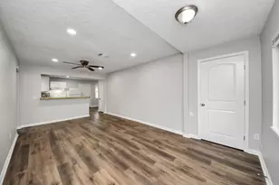 2112 Dewberry Ln, Pasadena, TX 77502 - Photo 3