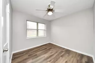 2112 Dewberry Ln, Pasadena, TX 77502 - Photo 13