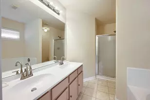 643 Meadow Knoll Dr, Stafford, TX 77477 - Photo 15