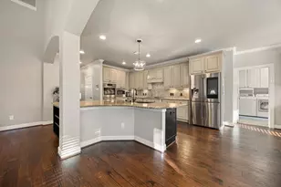 50 N Beech Springs Cir, The Woodlands, TX 77389 - Photo 11