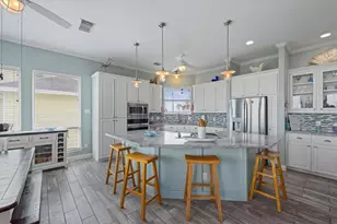 19427 Shores Dr, Galveston, TX 77554 - Photo 17