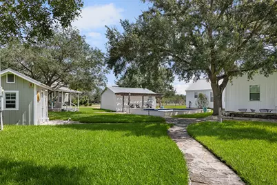 3523 Seidel Road, Schulenburg, TX 78956 - Photo 3