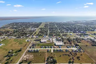 729 Flycatcher Dr, Palacios, TX 77465 - Photo 35